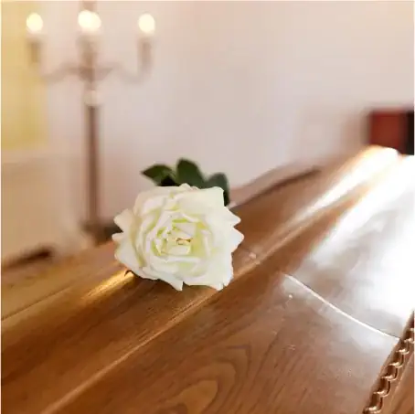 Ceremonia de despedida laica sin contenido religioso